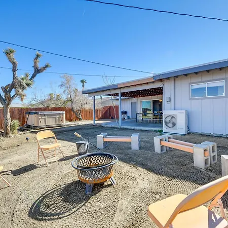 Joshua Tree Vacation Home With Private Hot Tub! Exterior photo